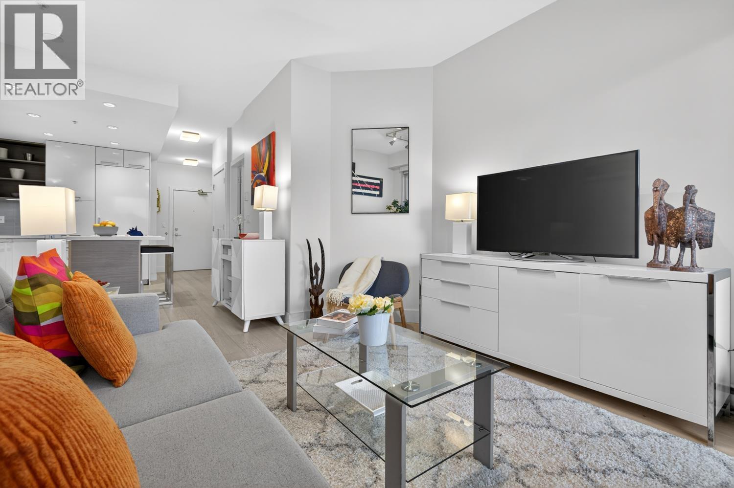 306 1628 W 4TH AVENUE, Vancouver