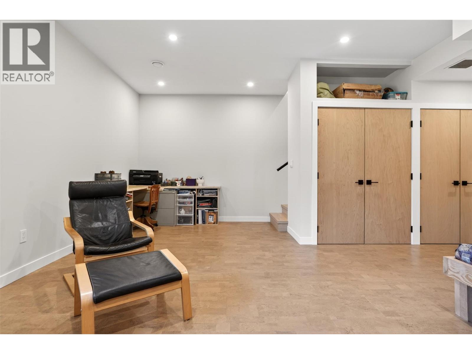 9 Pine Street Unit# 9, Nelson