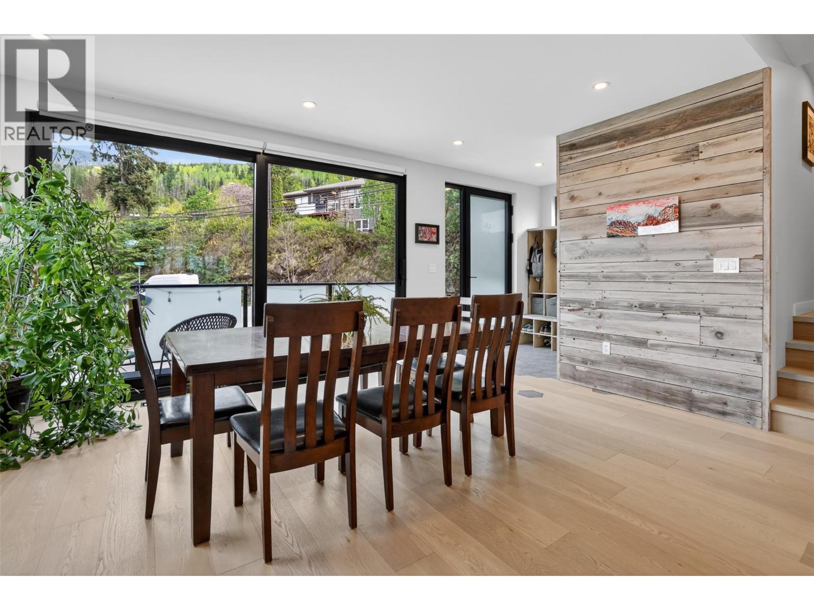 9 Pine Street Unit# 9, Nelson