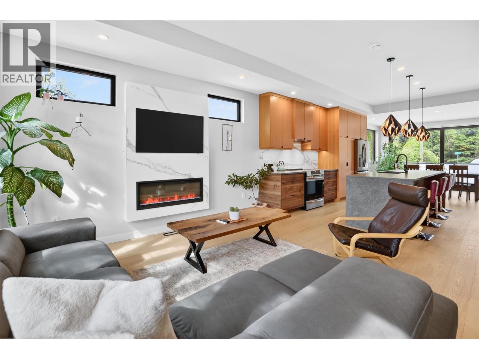9 Pine Street Unit# 9, Nelson