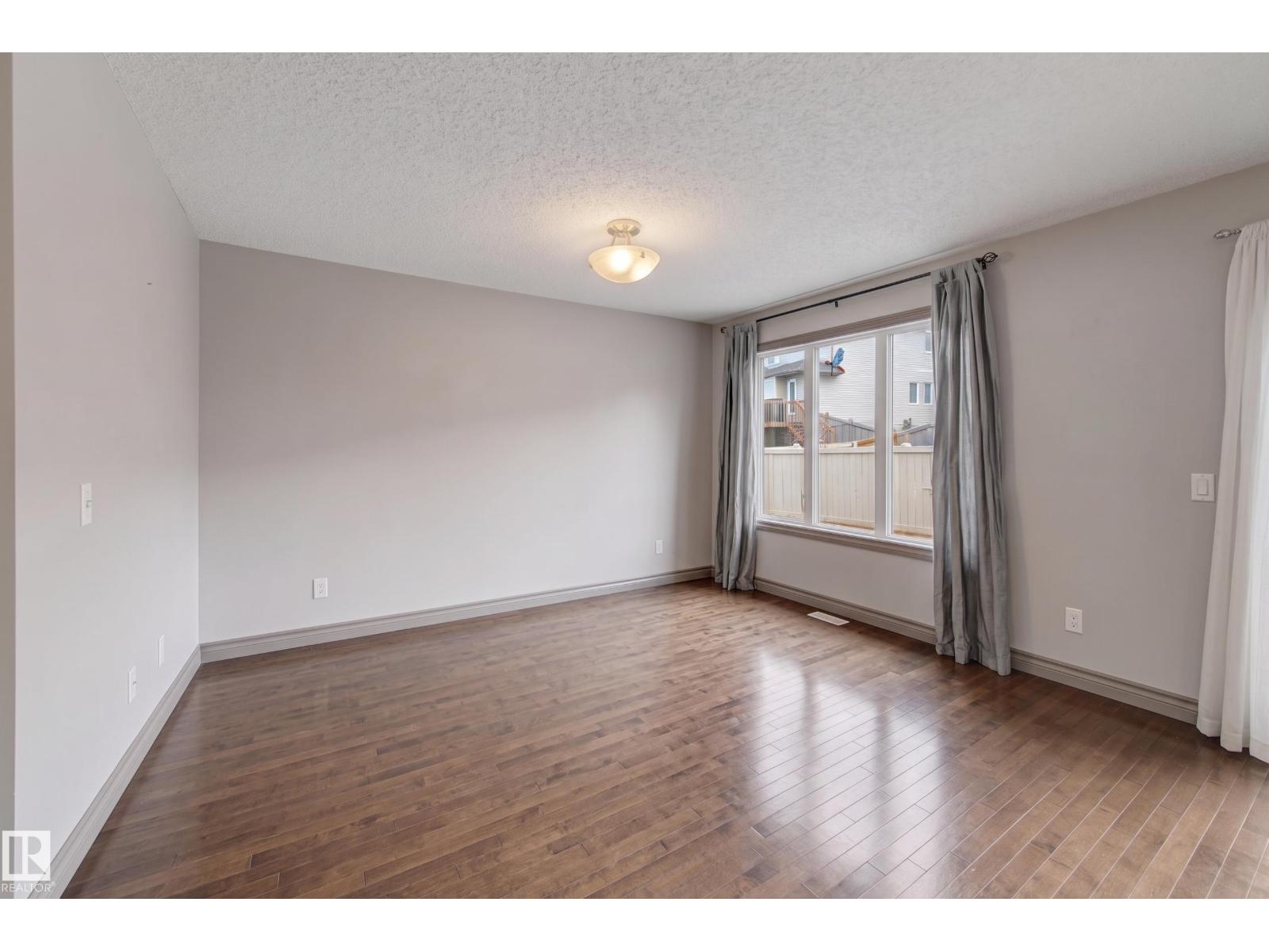 #23 2005 70 ST SW - 13