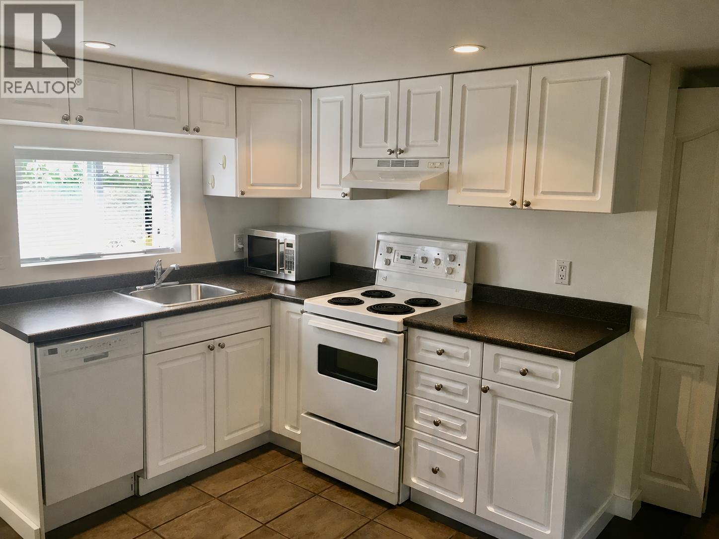 345X W 18TH AVENUE, Vancouver