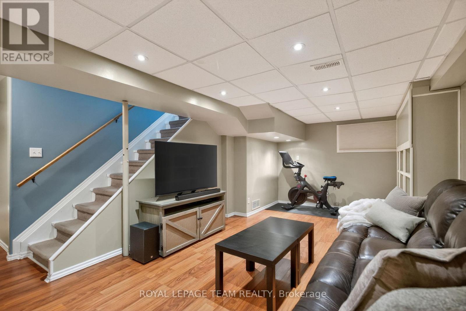 480 DENNISON ROAD - 31