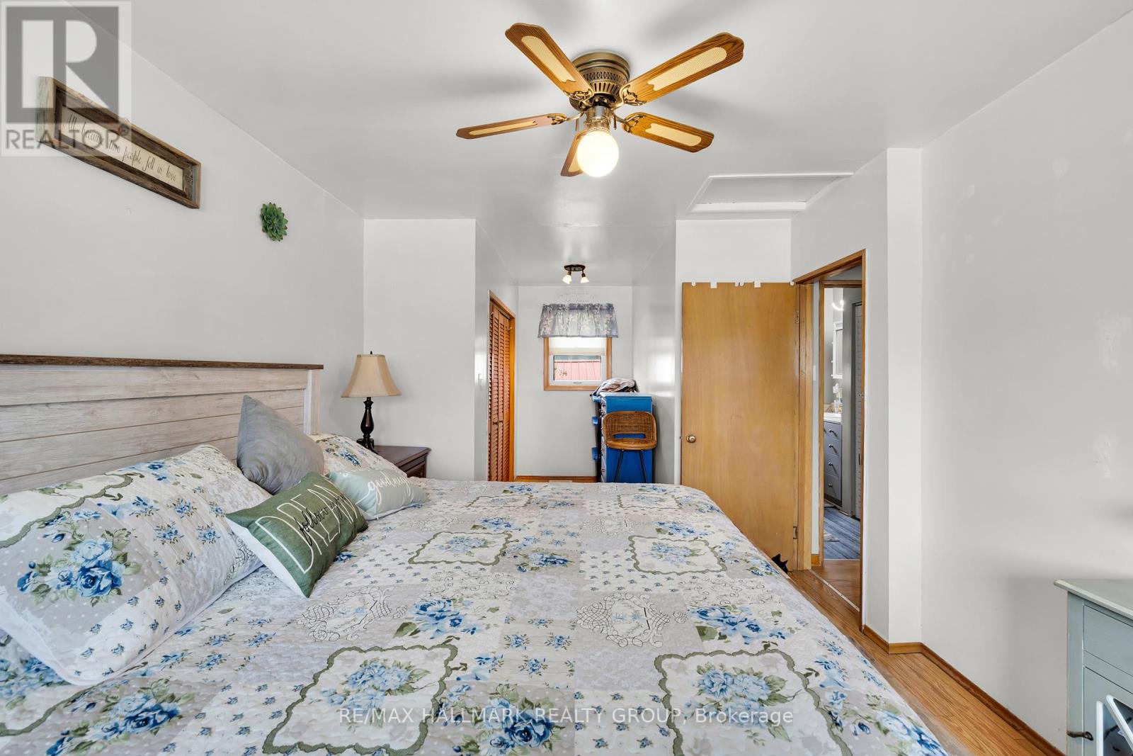 86 JASPER AVENUE - 18