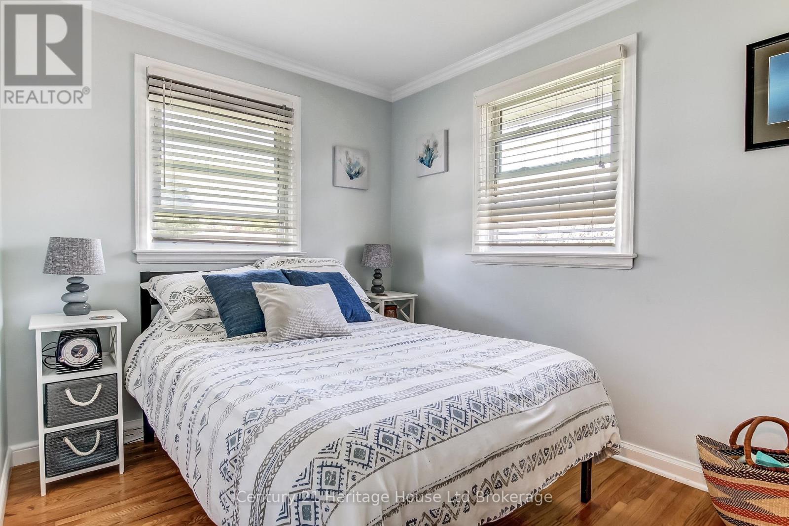 219 BROCK STREET - 12