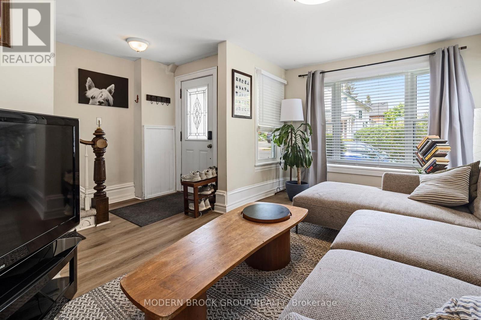 129 JAMES STREET E - 12