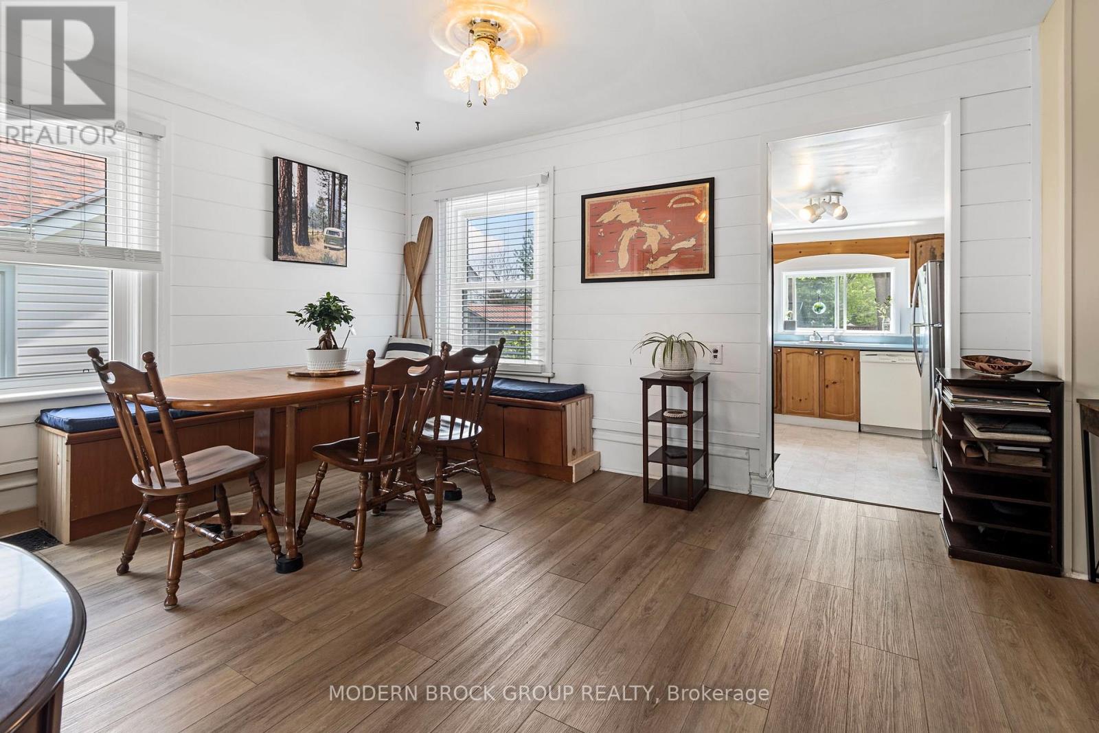 129 JAMES STREET E - 15