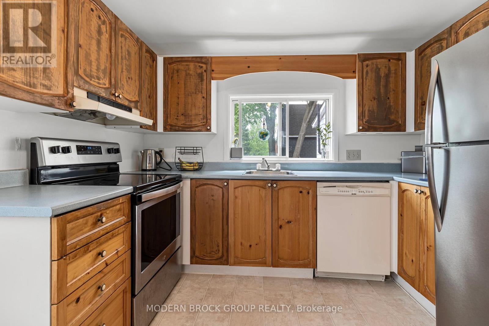 129 JAMES STREET E - 20
