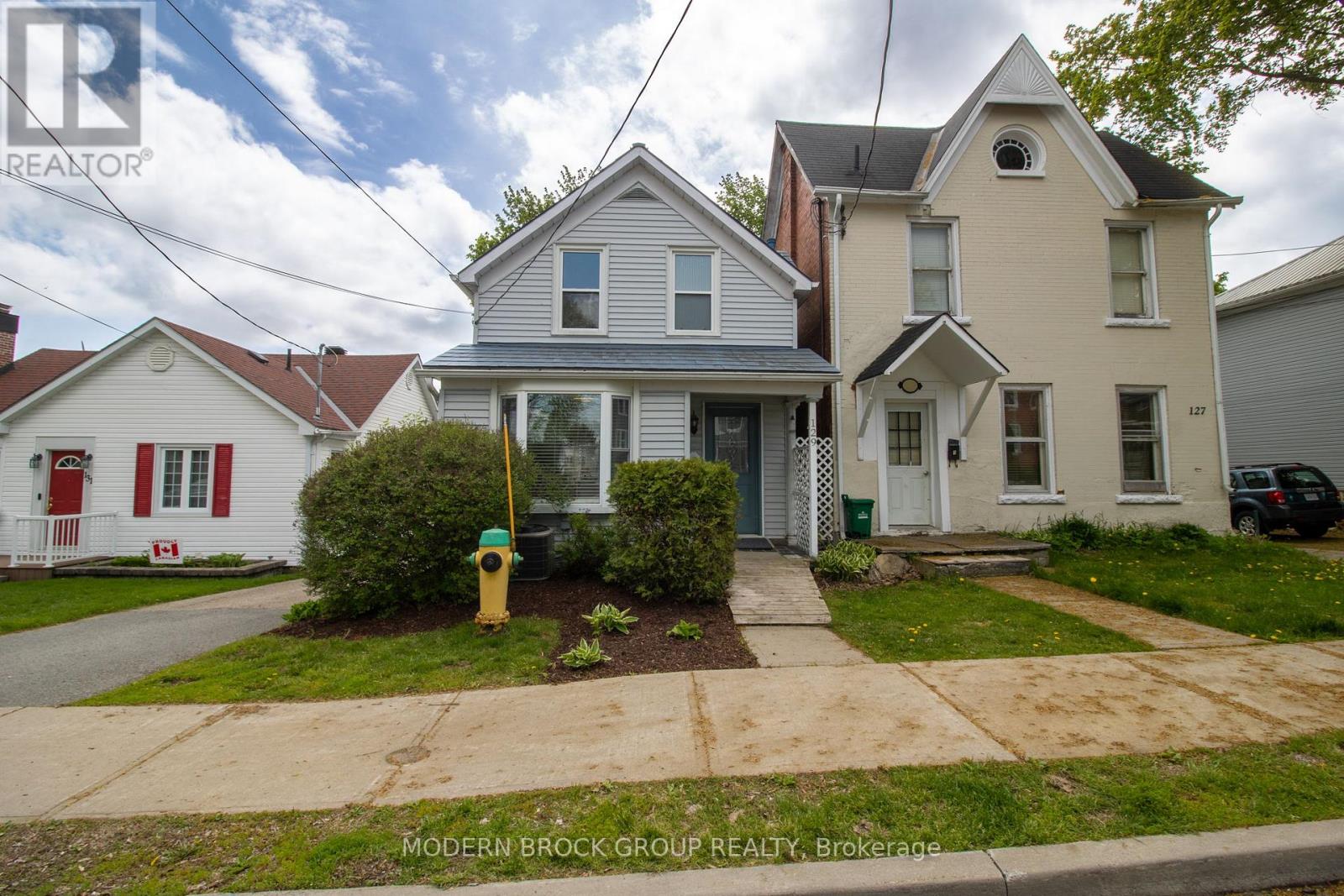 129 JAMES STREET E - 32