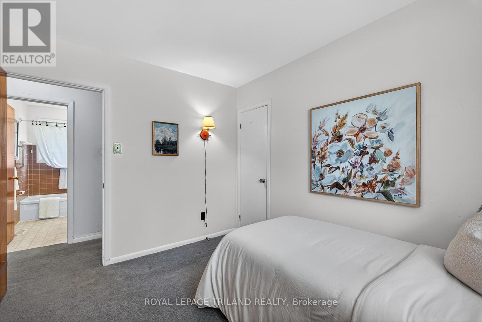 1026 CHIPPEWA DRIVE - 17