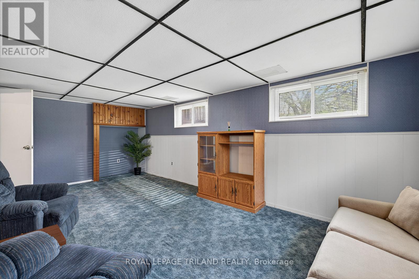 1026 CHIPPEWA DRIVE - 22