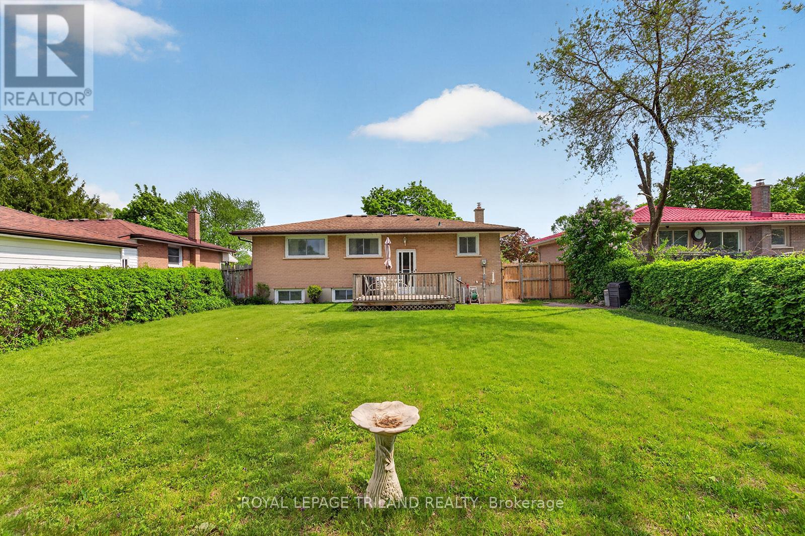 1026 CHIPPEWA DRIVE - 30