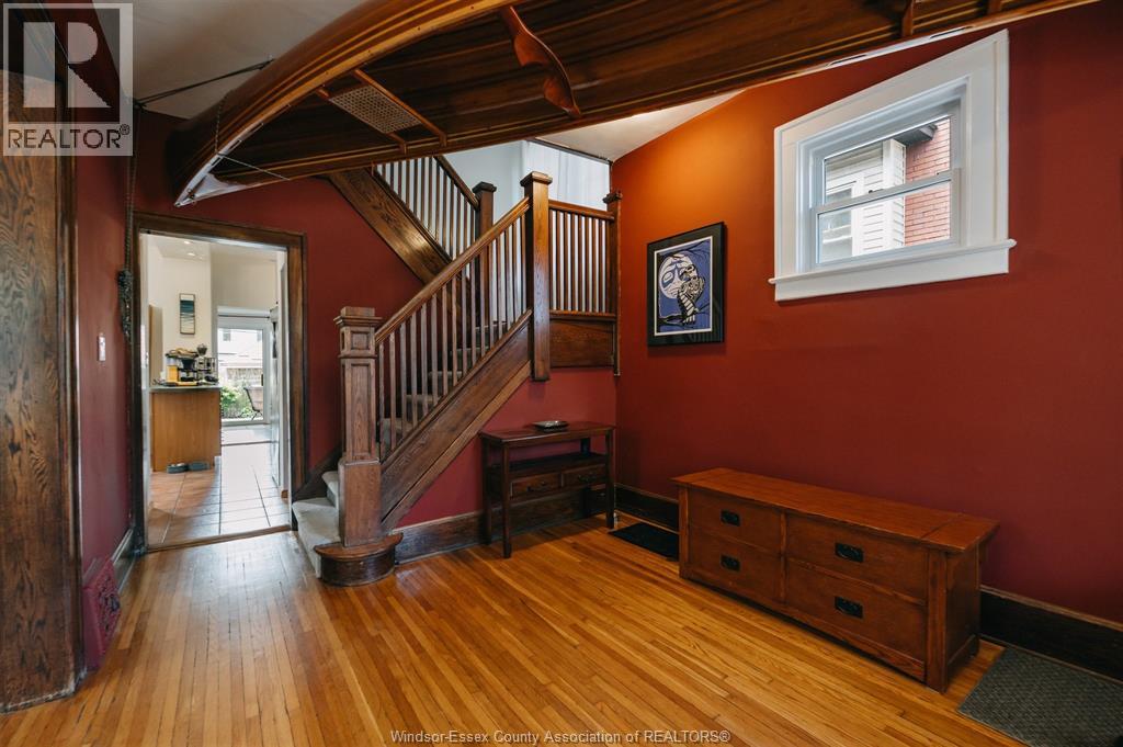 235 Oak AVENUE, Windsor, Ontario, N9A5E5 — Photo 3