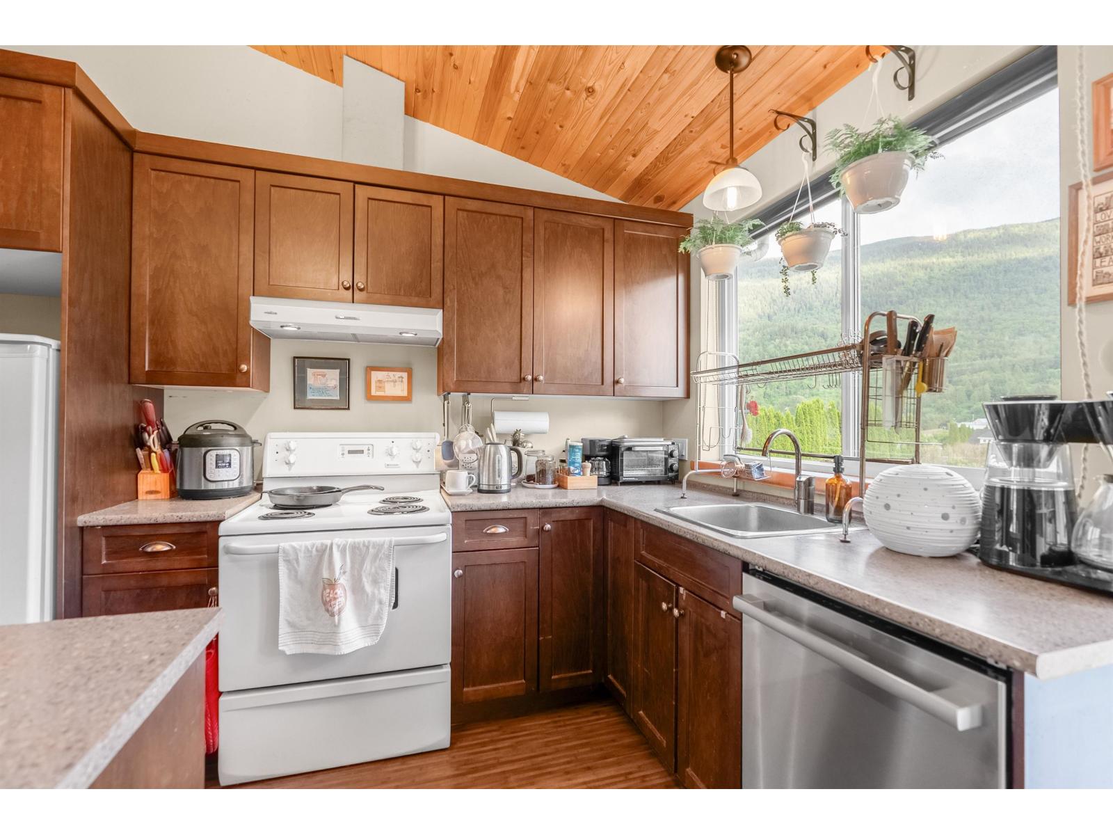 30 42312 YARROW CENTRAL ROAD, Yarrow, Yarrow