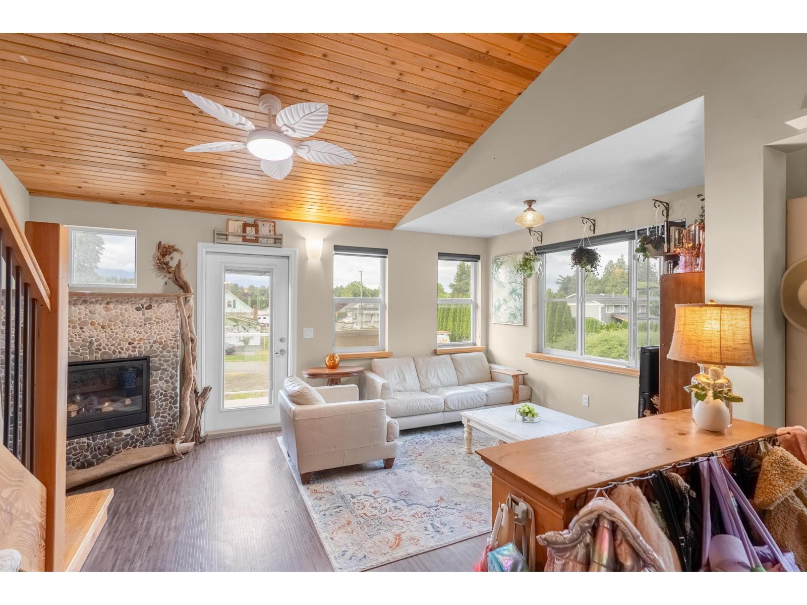30 42312 YARROW CENTRAL ROAD, Yarrow, Yarrow