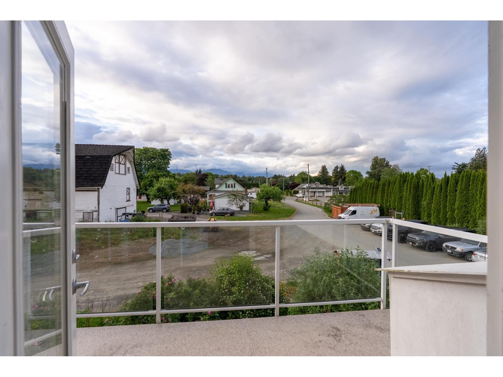 30 42312 YARROW CENTRAL ROAD, Yarrow, Yarrow