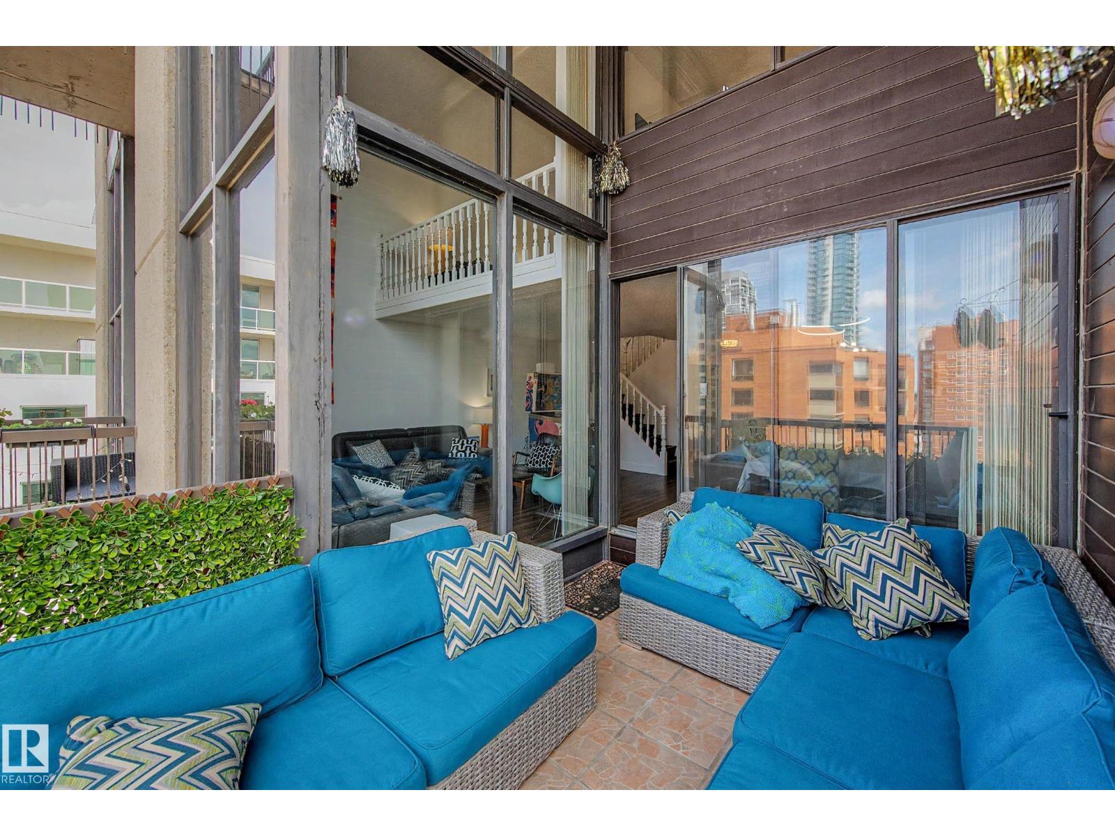 #1205 10045 118 ST NW - 27