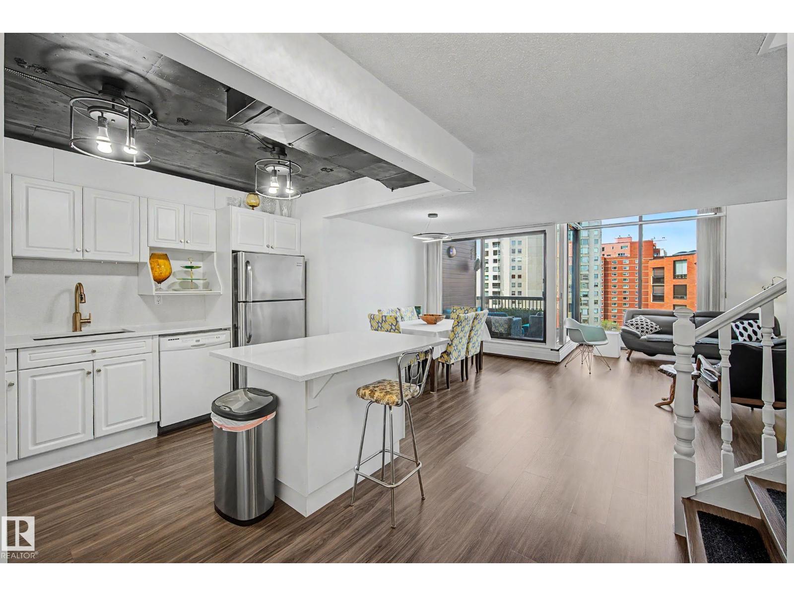 #1205 10045 118 ST NW - 7