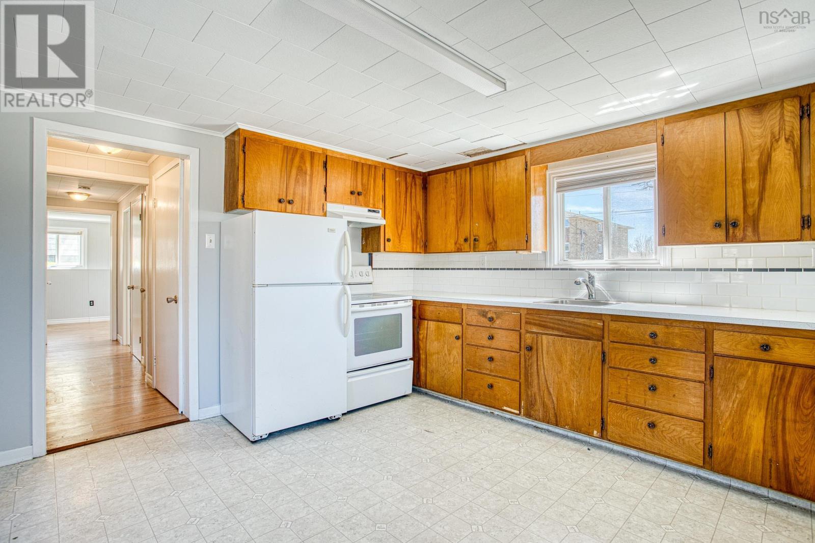 Property 27 of 50 of 96 Hillcrest Avenue