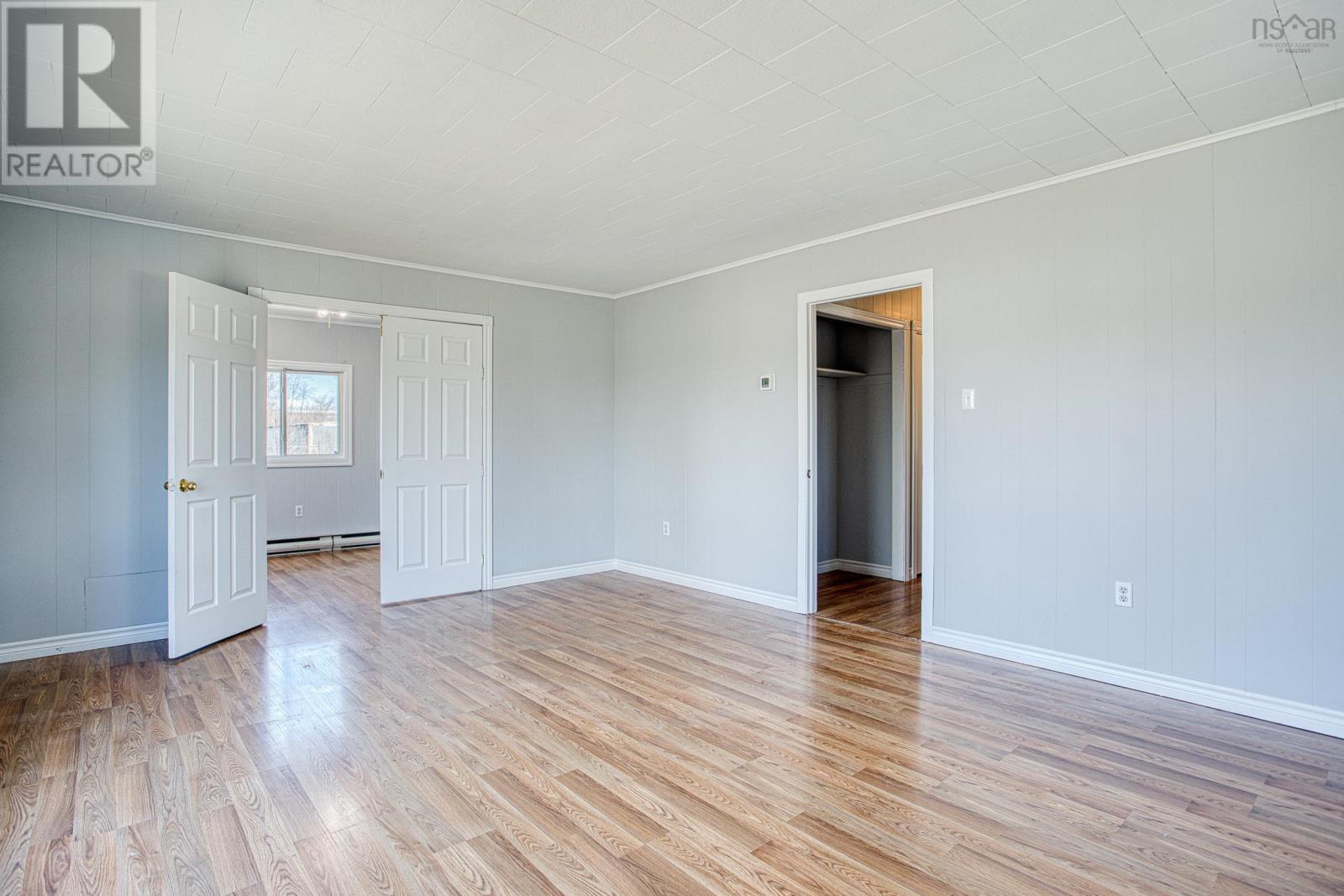 Property 22 of 50 of 96 Hillcrest Avenue