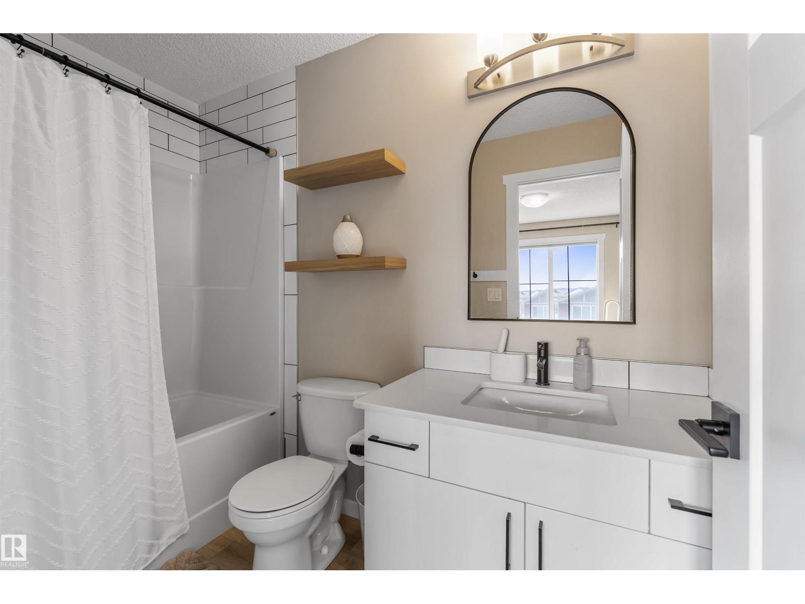 19220 27 AV NW - 28