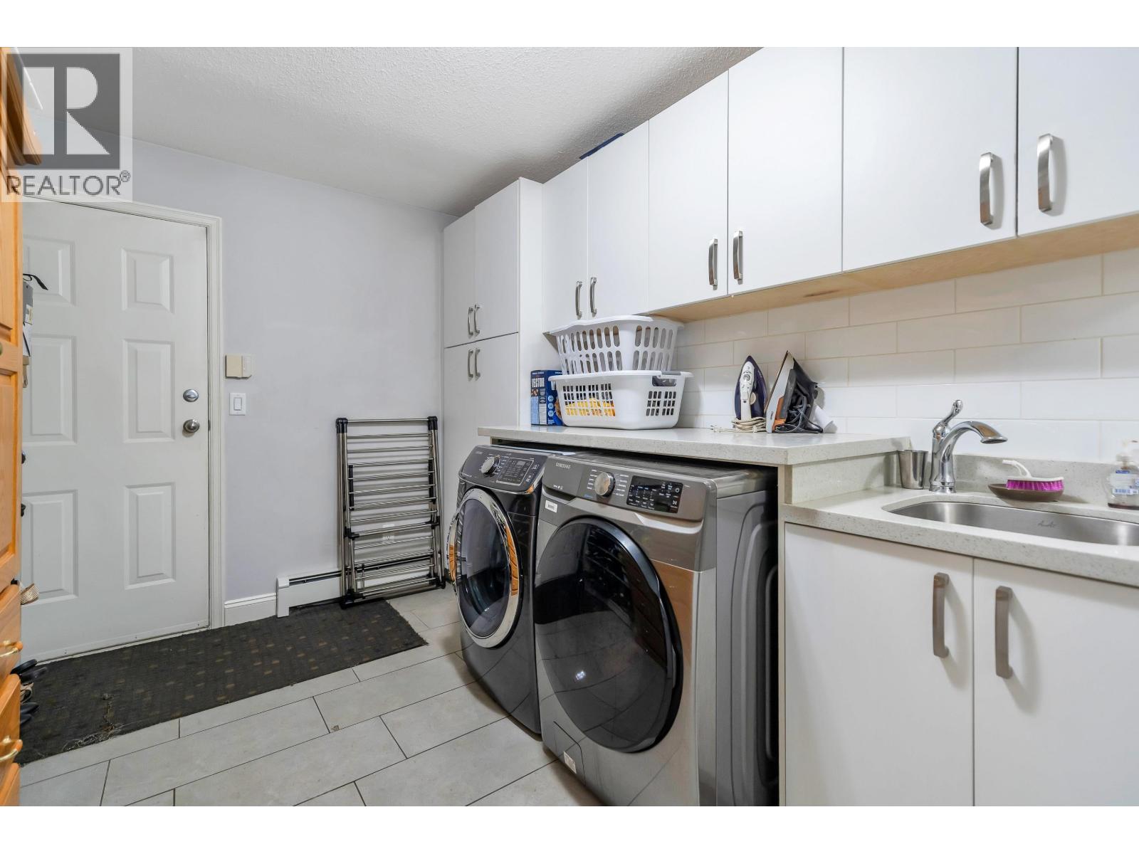 7162 GLADSTONE STREET, Vancouver