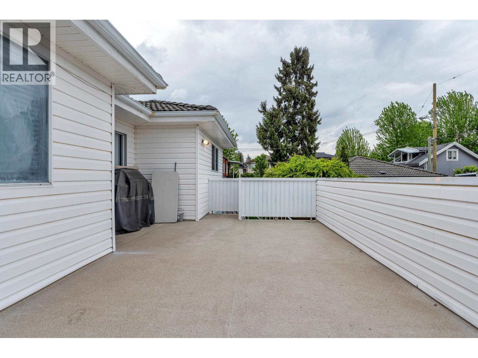 7162 GLADSTONE STREET, Vancouver