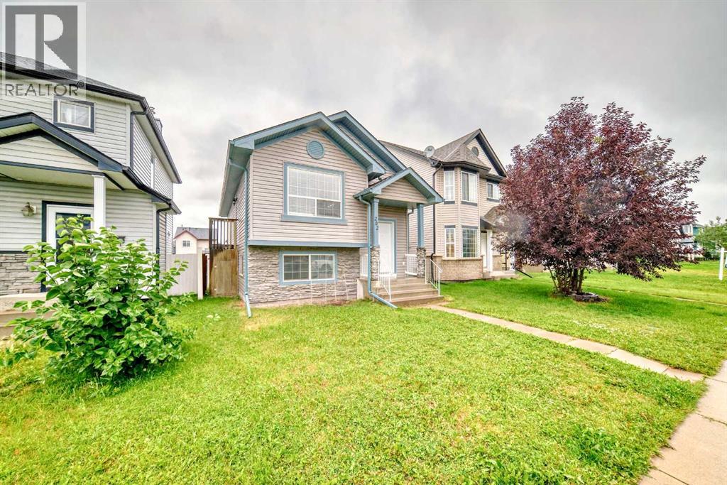 202 Saddlemead Green NE - Image 2
