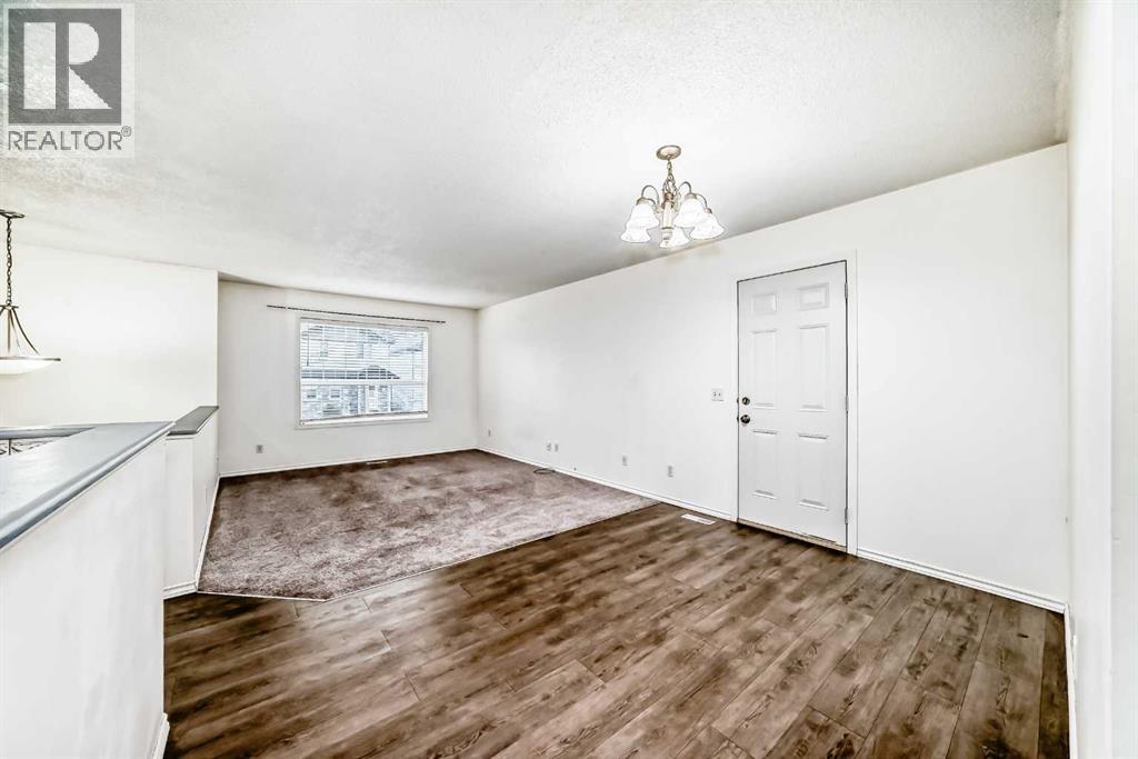 202 Saddlemead Green NE - 9