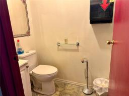 2 675 Sargent Avenue, Winnipeg, MB R3E0A7 Photo 11