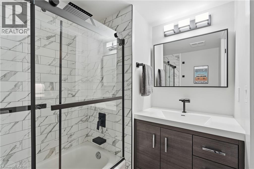 #208 1270 MAPLE CROSSING Boulevard - 15