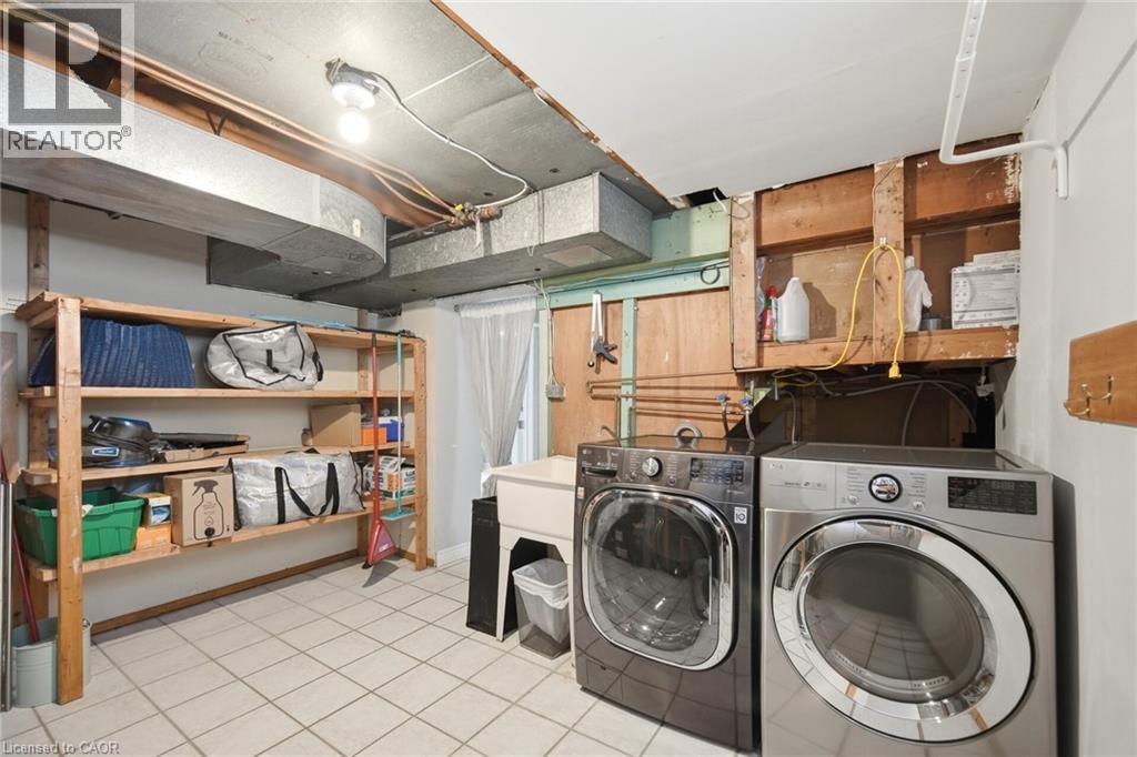 94 CLARENDON Avenue - 40