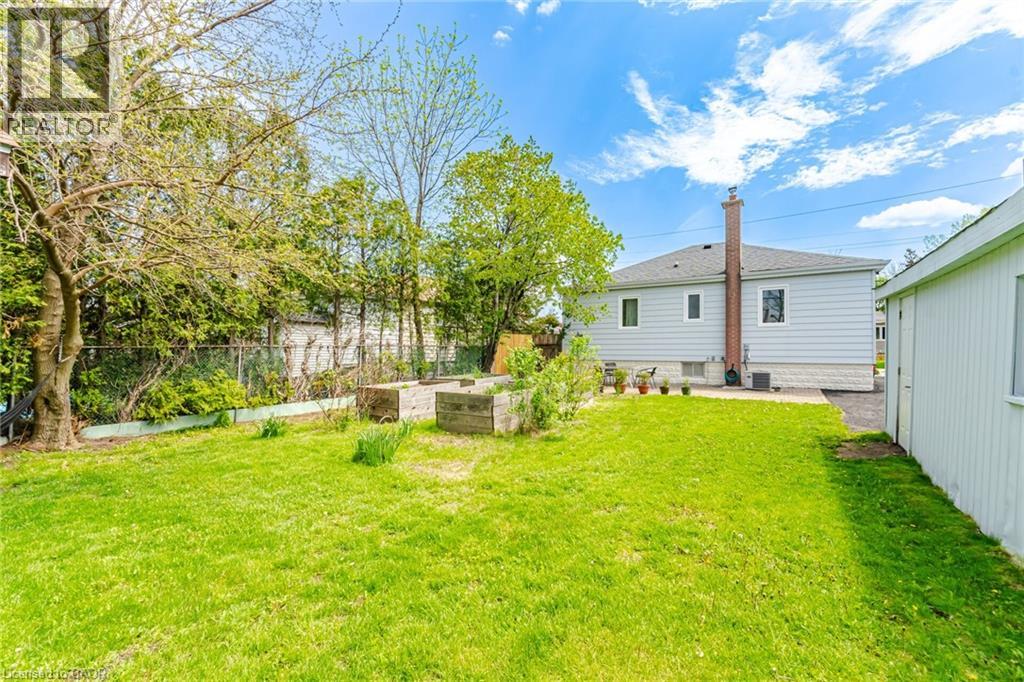 94 CLARENDON Avenue, Hamilton, Ontario, L9A3A3 — Photo 43