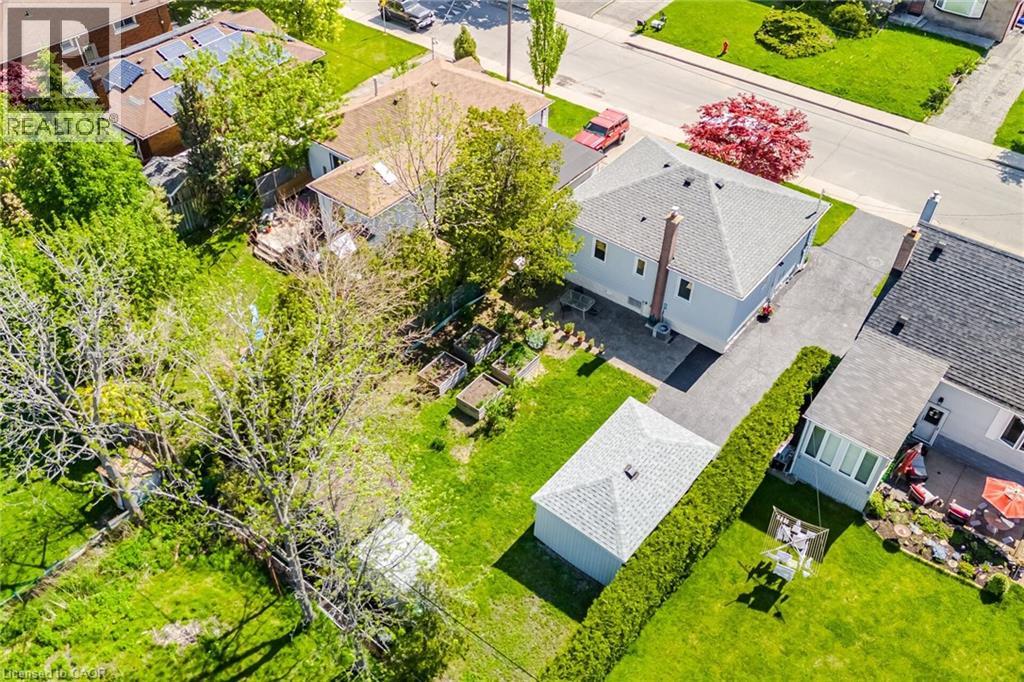 94 CLARENDON Avenue - 49