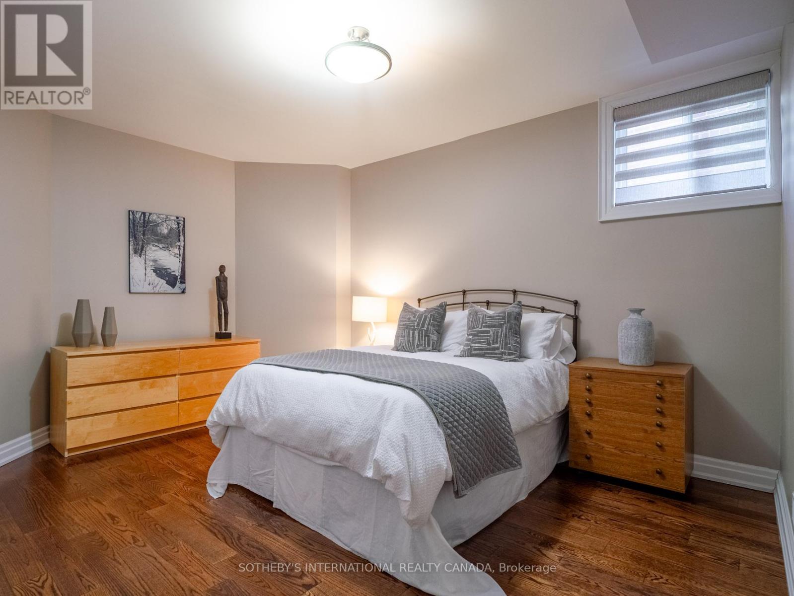 74 FOUR OAKS GATE - 30