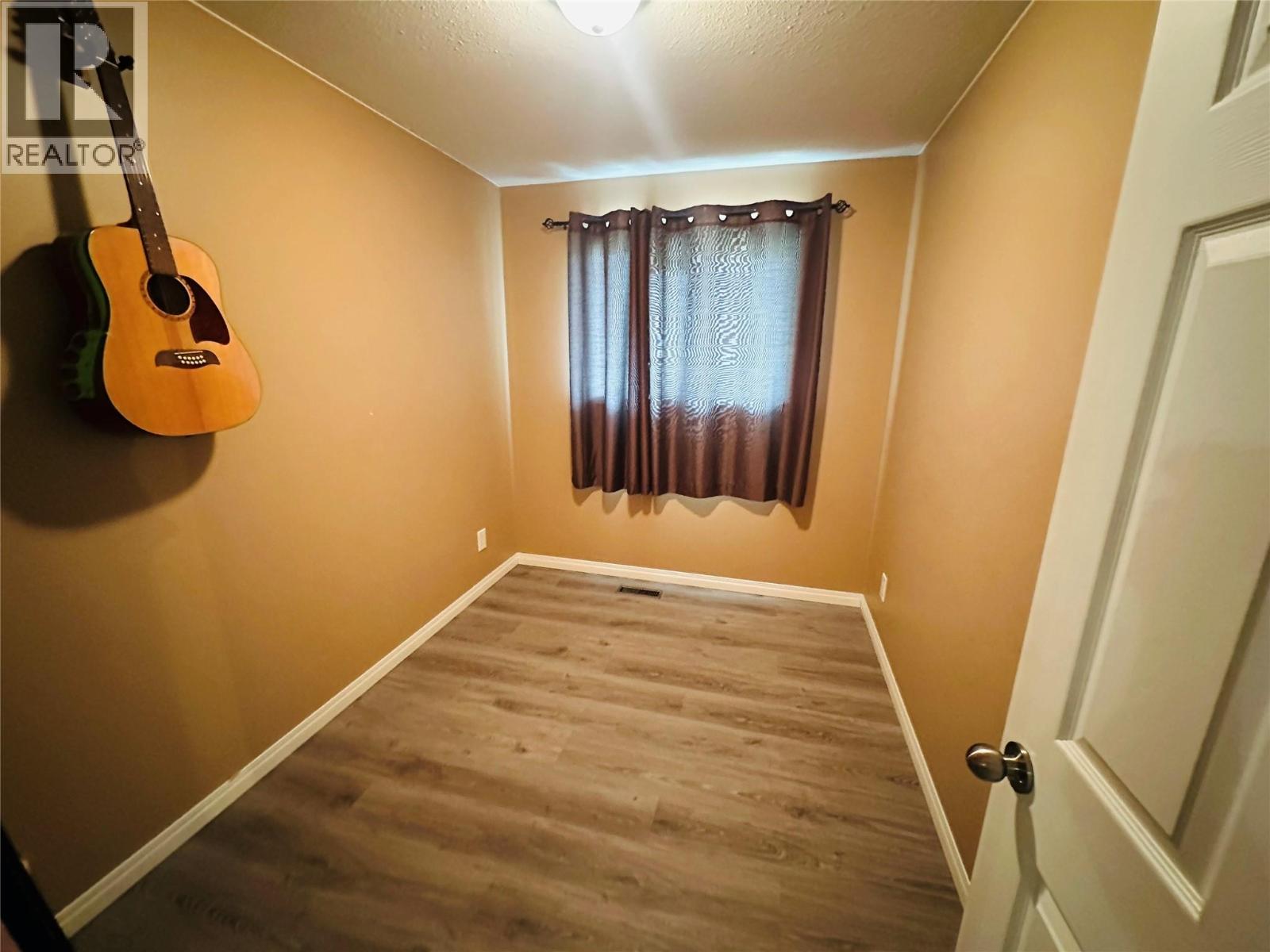 4557 Veterans Way, Chetwynd