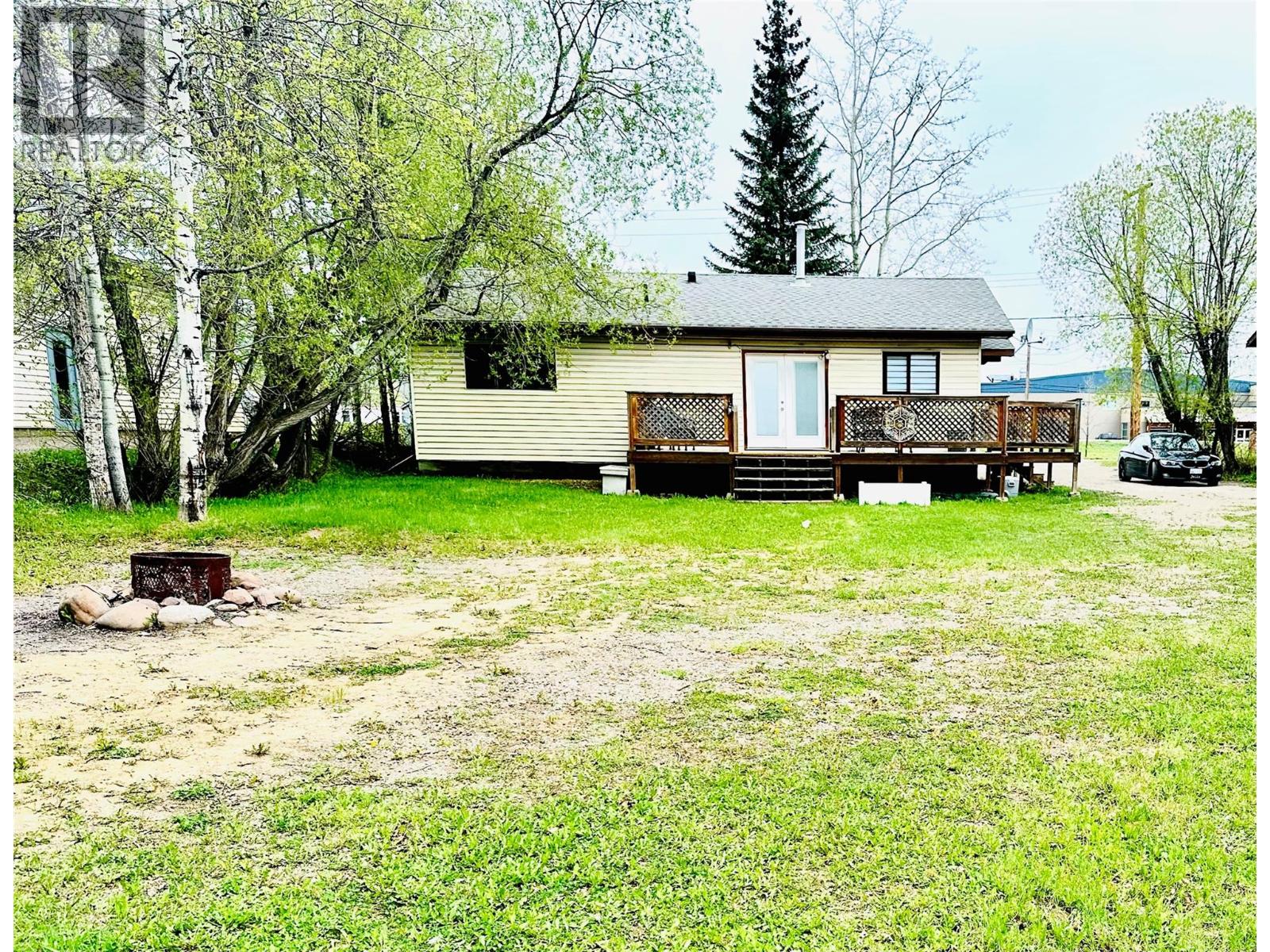 4557 Veterans Way, Chetwynd