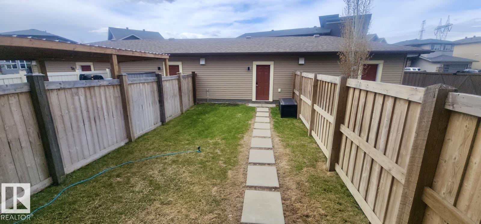 20106 27 AV NW - 33