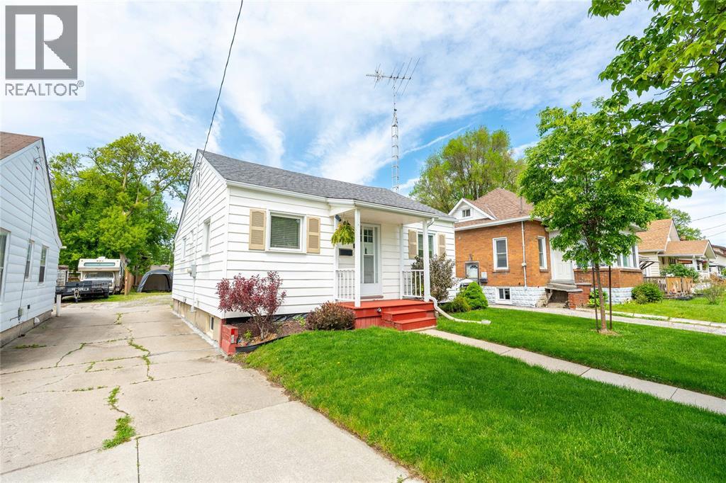 399 Mitton STREET South, Sarnia, Ontario, N7T3E8 — Photo 3