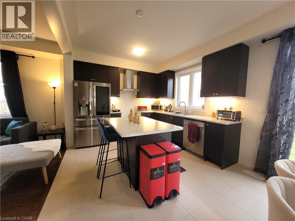 186 LILAC Circle, Caledonia, Ontario, N3W0H5 — Photo 6