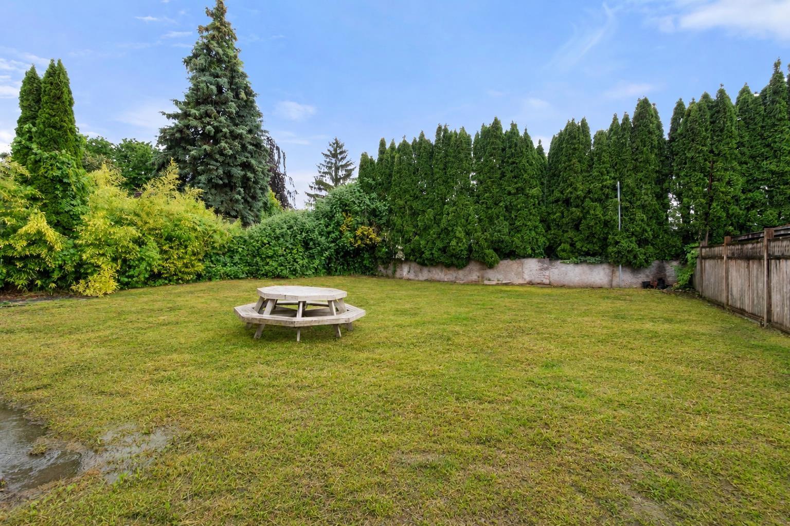 9716 WILLIAMS STREET, Chilliwack Proper East, Chilliwack