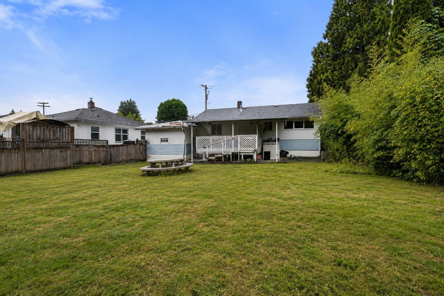 9716 WILLIAMS STREET, Chilliwack Proper East, Chilliwack