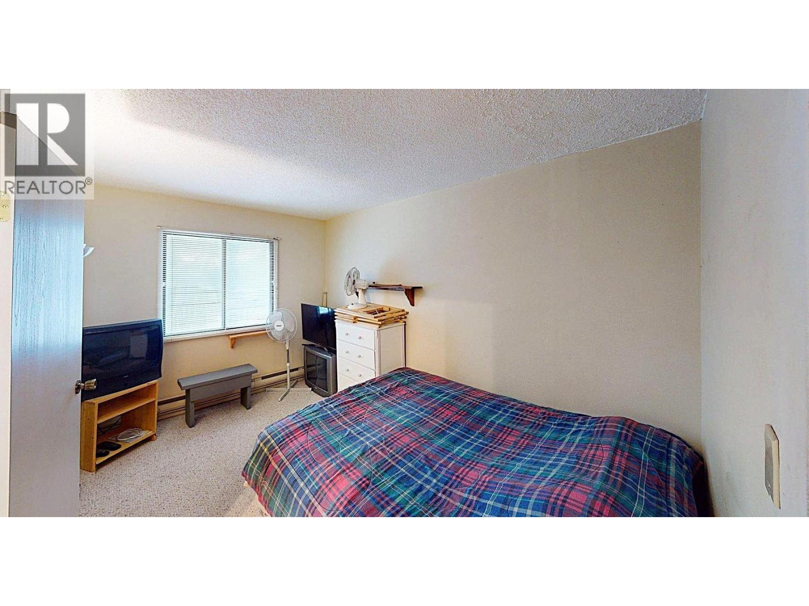 306C 1802 Alpine Drive - 16