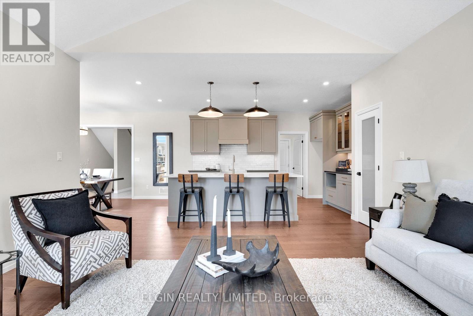 77 HEMLOCK CRESCENT - 14