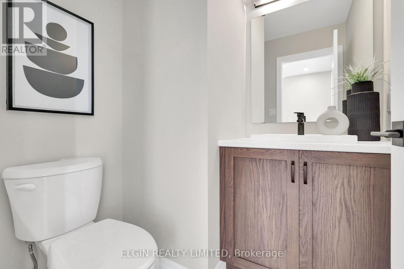 77 HEMLOCK CRESCENT - Image 3