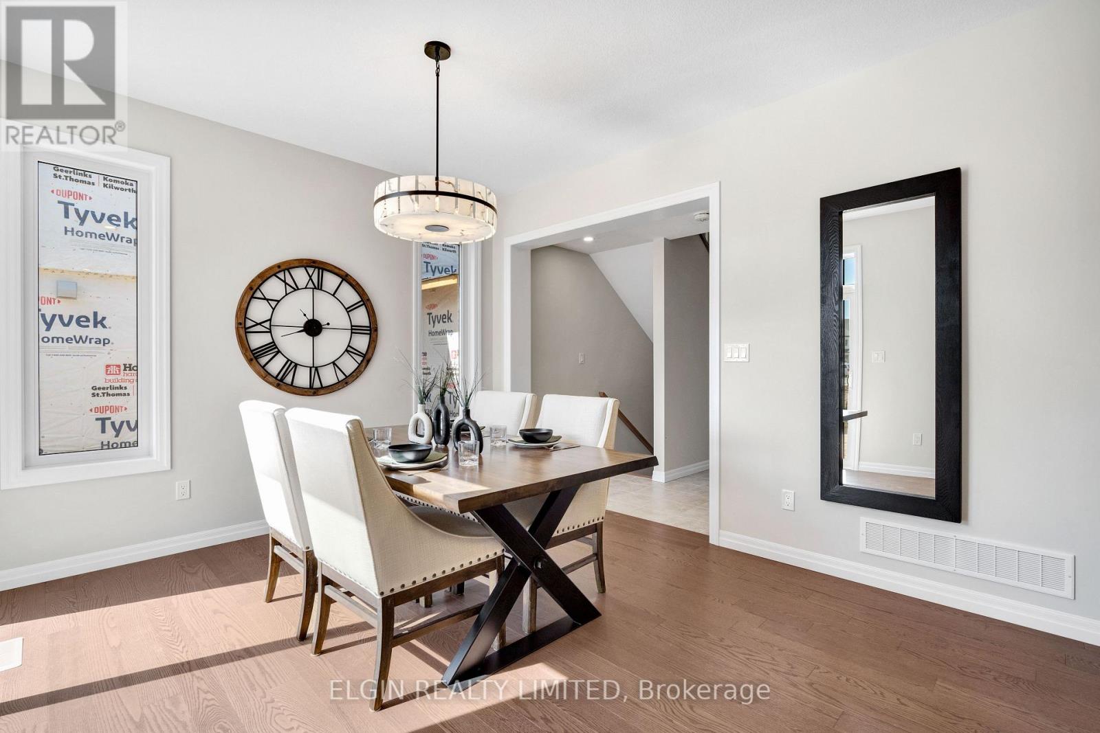 77 HEMLOCK CRESCENT - 5
