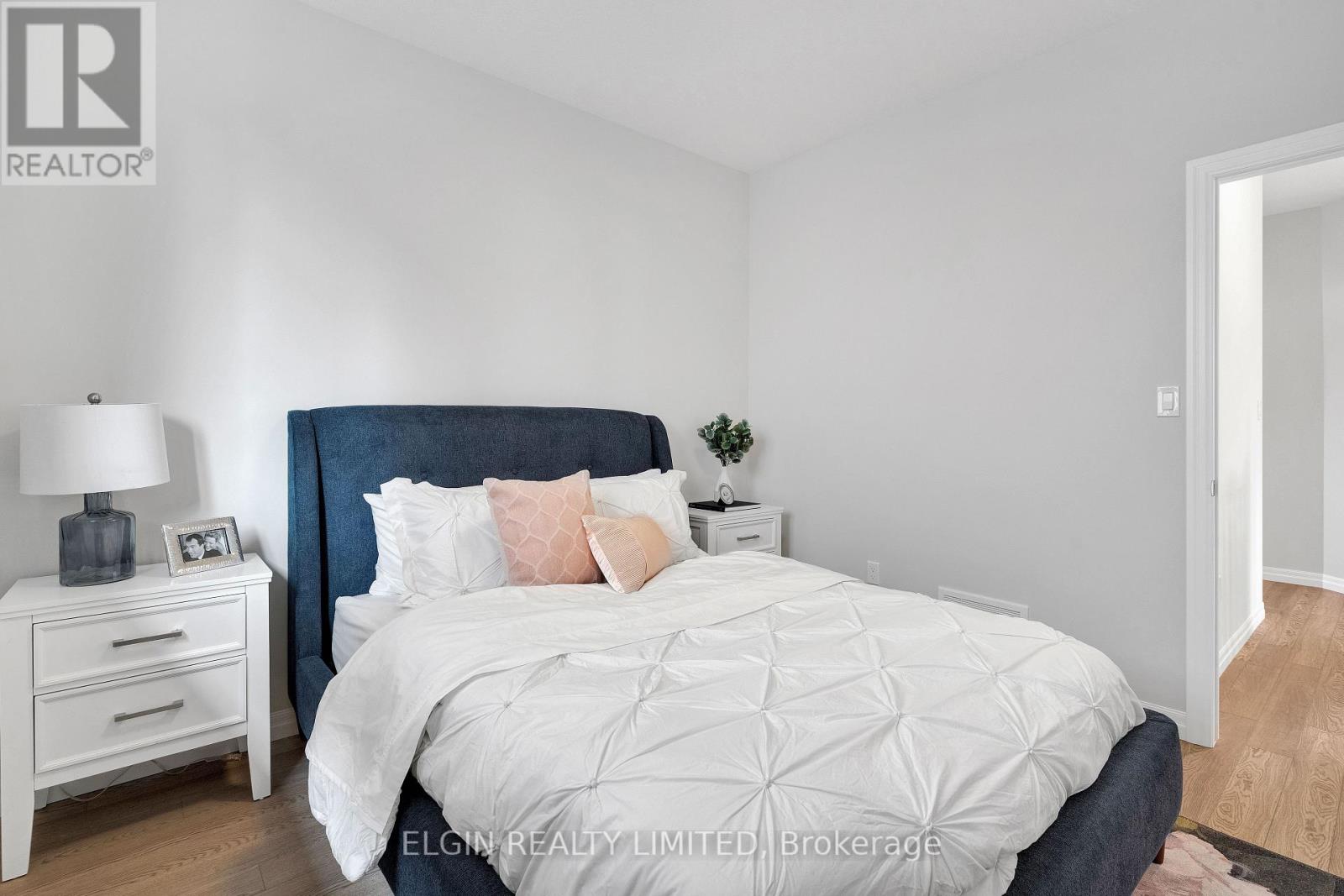 79 HEMLOCK CRESCENT - 10