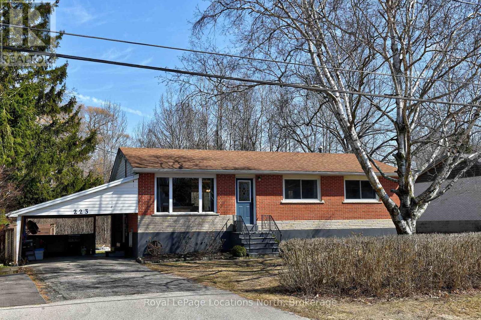 223 GRAHAM STREET - 27