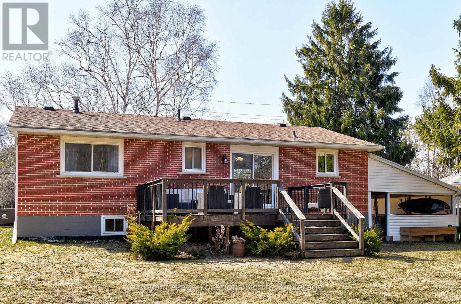 223 GRAHAM STREET - 29