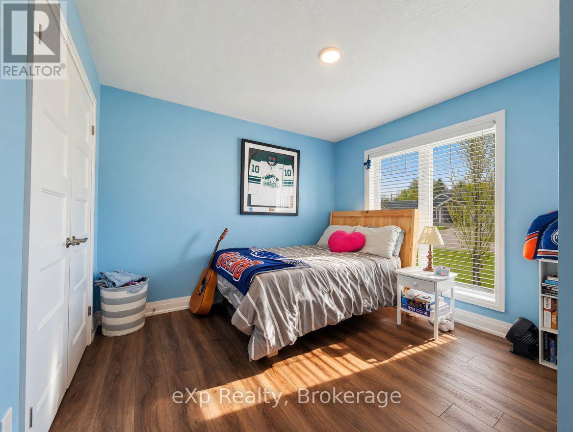 11 NOECKERVILLE HILL DRIVE - 18